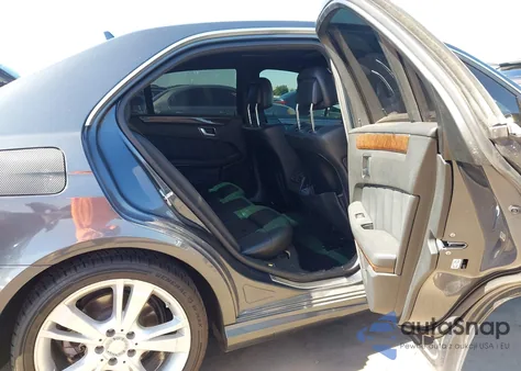 2013 Mercedes-Benz E 350 from USA, damaged, VIN WDDHF5KB0DA680386